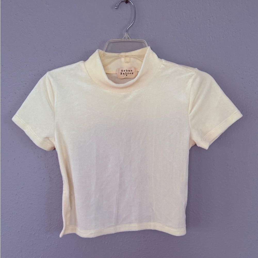 Urban Nation Cream Mock Neck Top cropped It's new without a tag